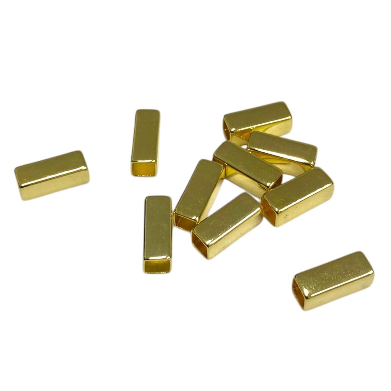WhatsApp Image 2026-10-17 at 09.50.57 (2) Tubo Quadrado 4x10mm Liso Dourado Exclusivo - 10 Unds - Imagem 1